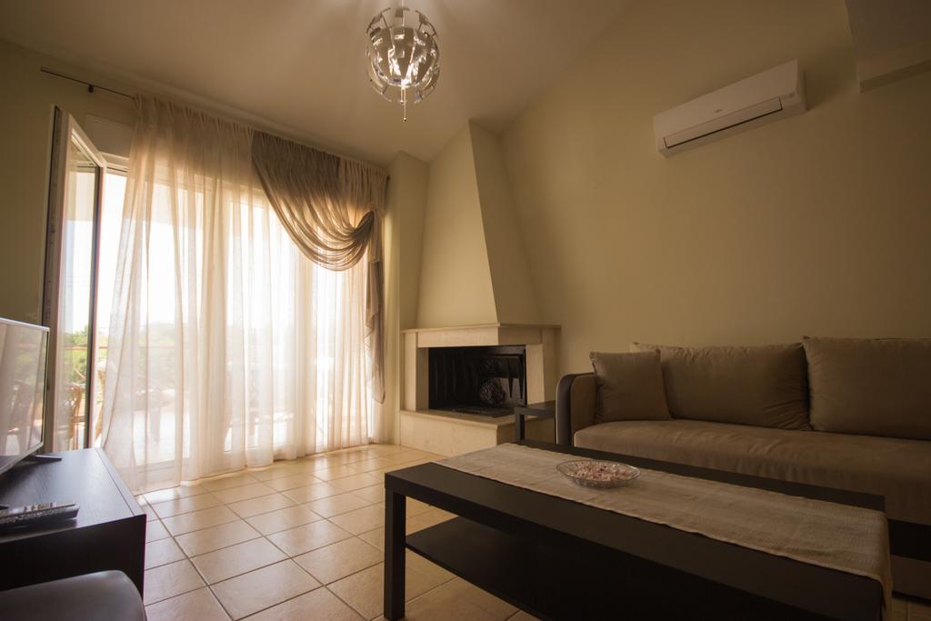 Angel Luxury Apartments เกราโมตี ภายนอก รูปภาพ