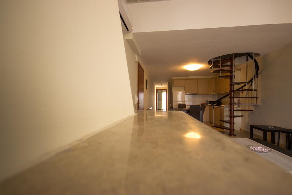 Angel Luxury Apartments เกราโมตี ภายนอก รูปภาพ