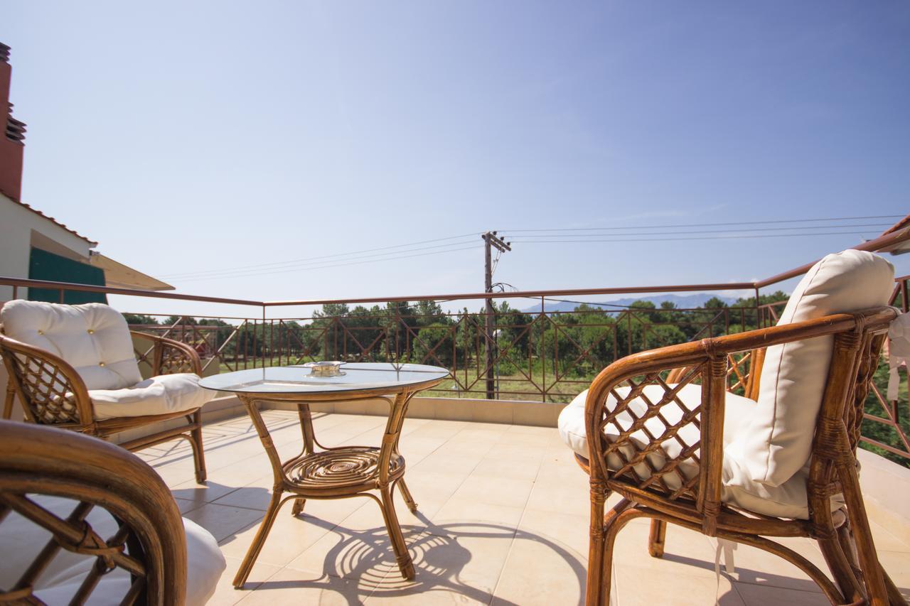 Angel Luxury Apartments เกราโมตี ภายนอก รูปภาพ