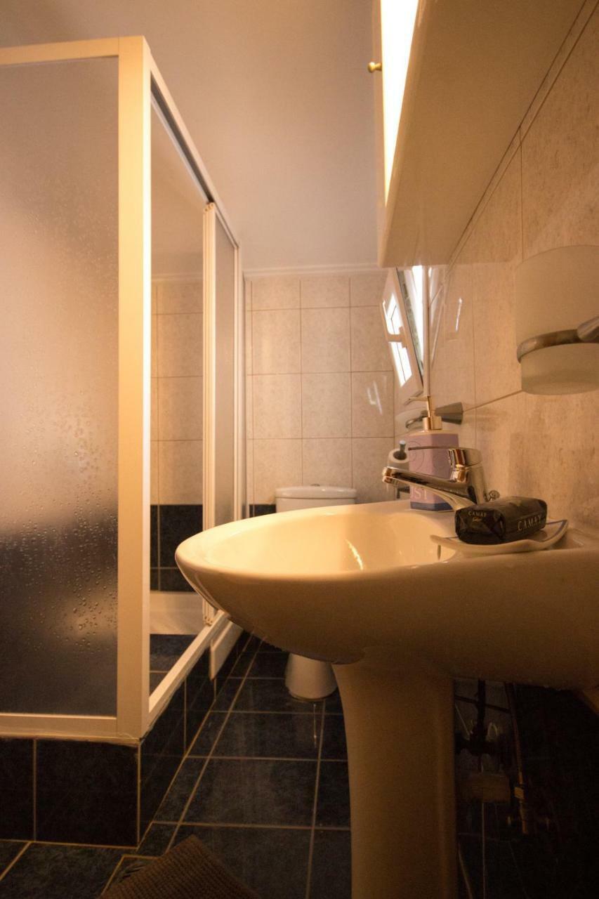 Angel Luxury Apartments เกราโมตี ภายนอก รูปภาพ