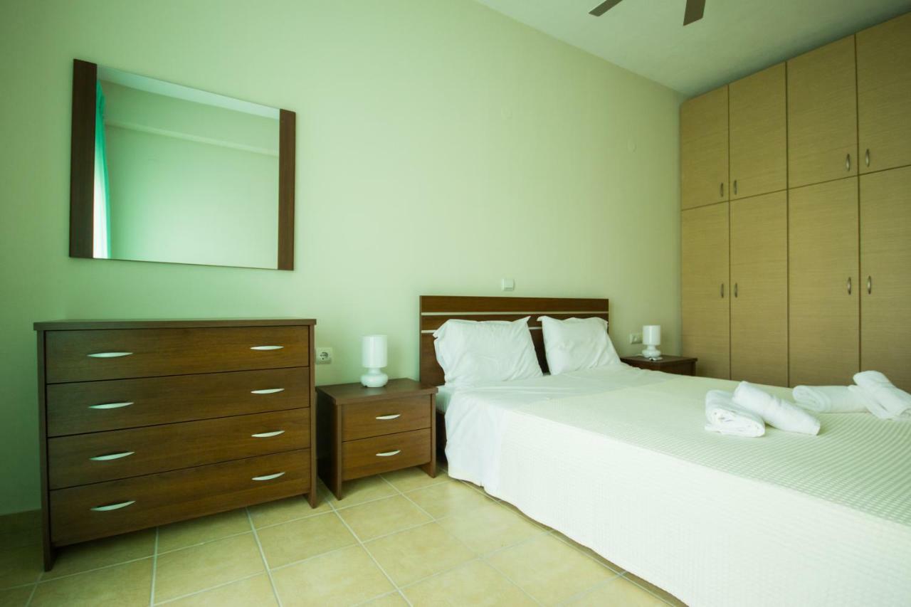 Angel Luxury Apartments เกราโมตี ภายนอก รูปภาพ