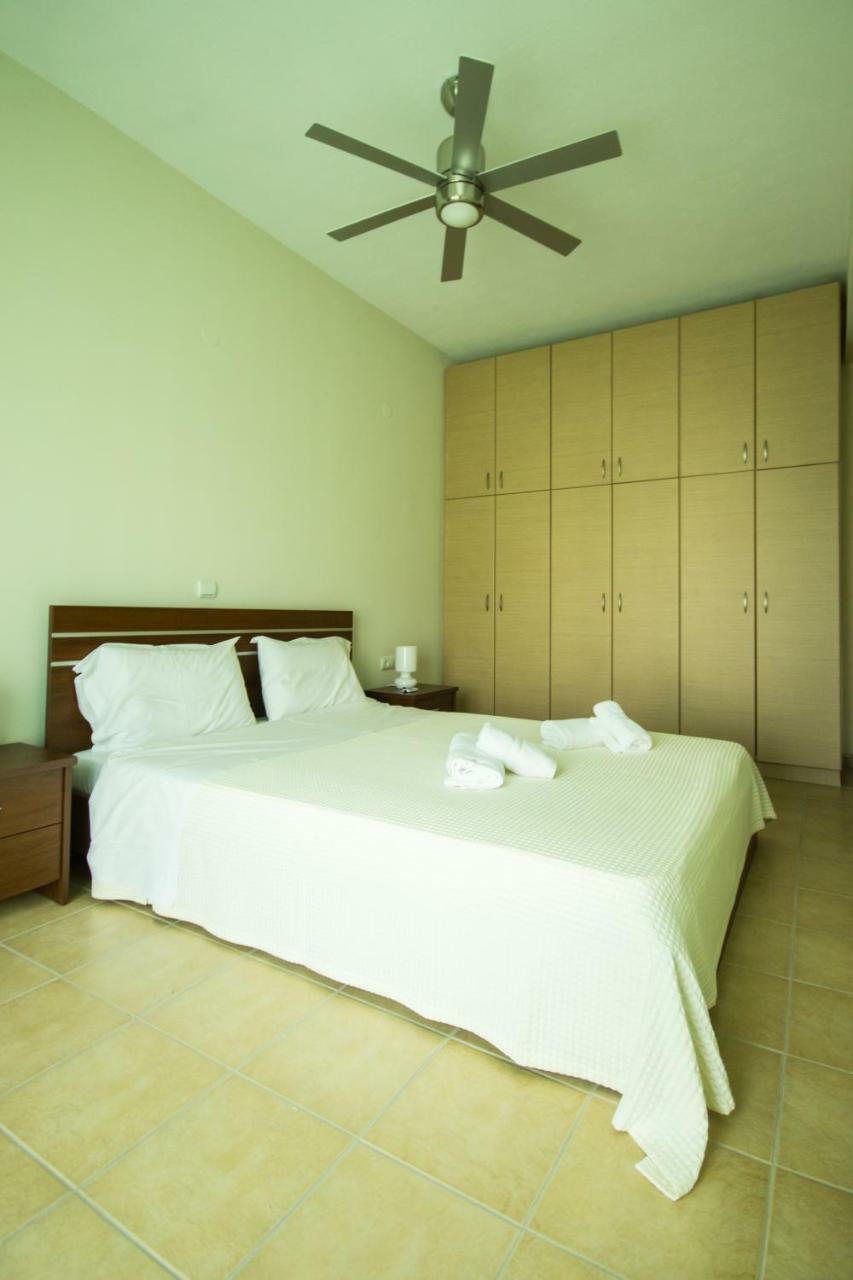 Angel Luxury Apartments เกราโมตี ภายนอก รูปภาพ